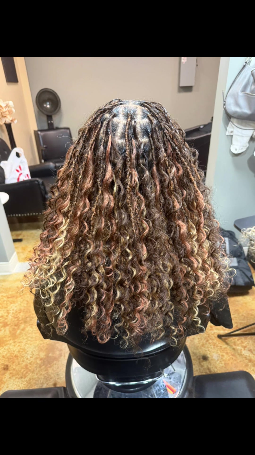 @zell_thestylist