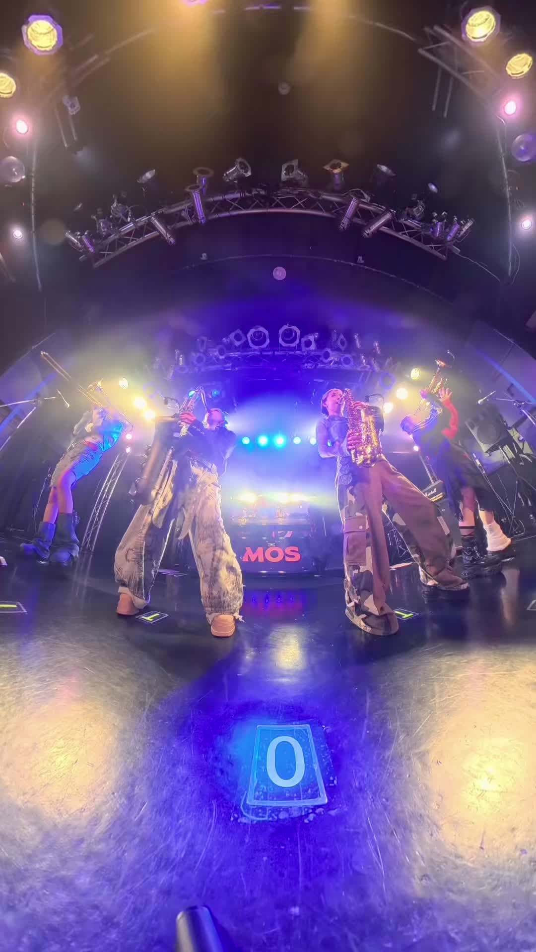 @MOS