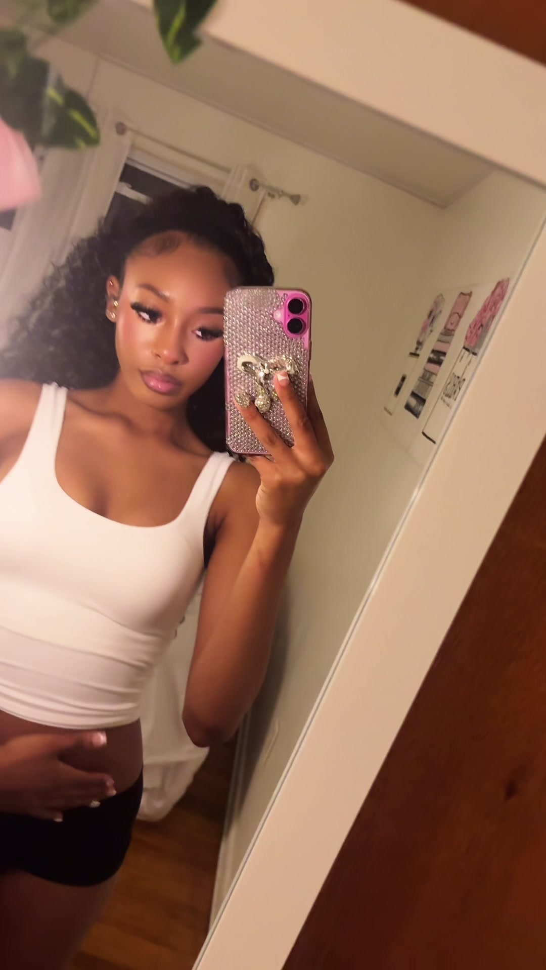 @prettylilfemdoll