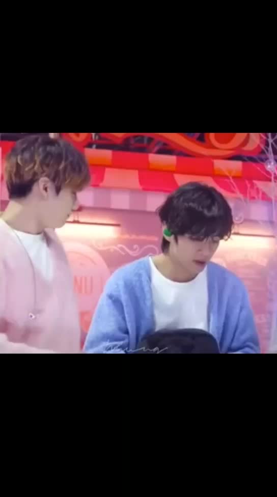 @황금막내 꾹이~💜🐰🌙