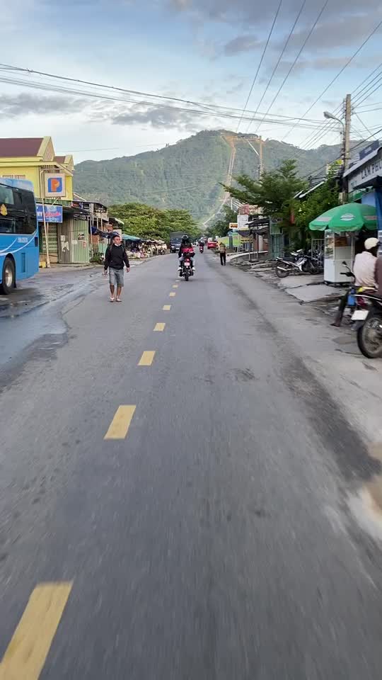 @B&aacute;ch Thịnh