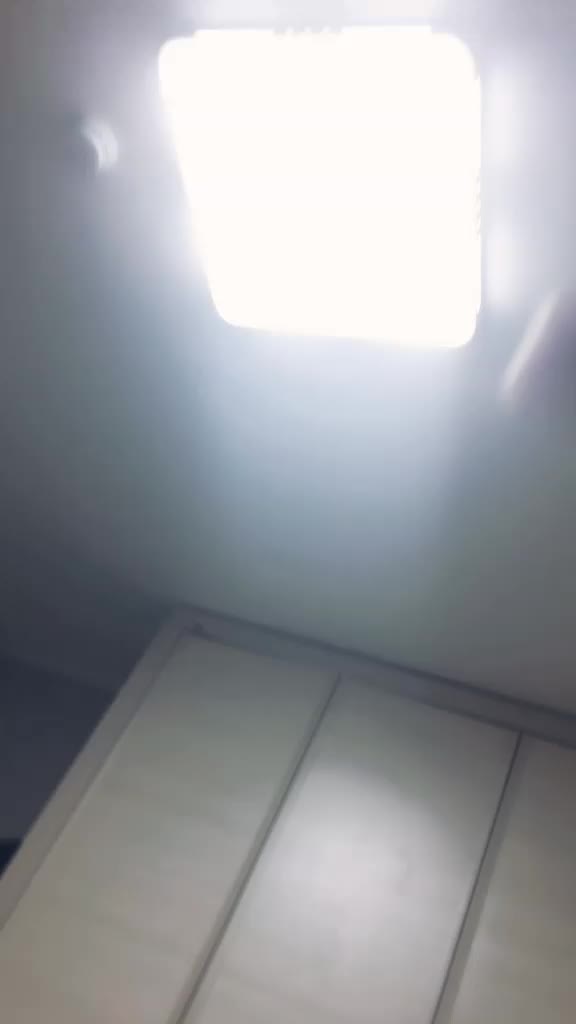 @지호손