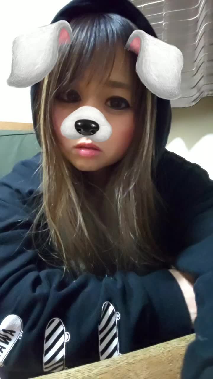 @momoiro