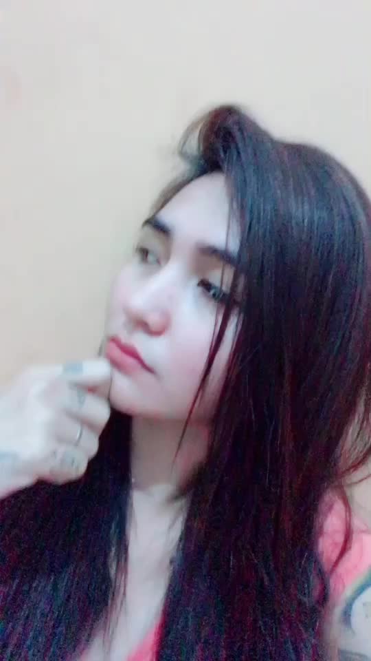 @LeyHanna Khalifa