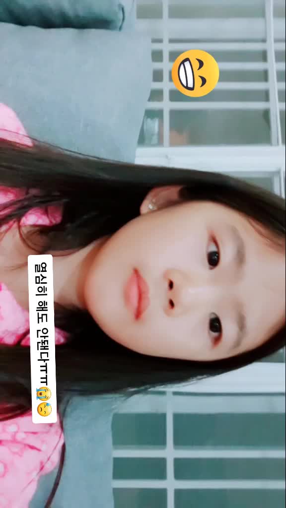 @clare's tiktok