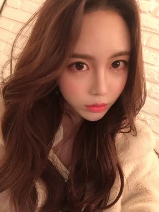 @xu.li9ht3