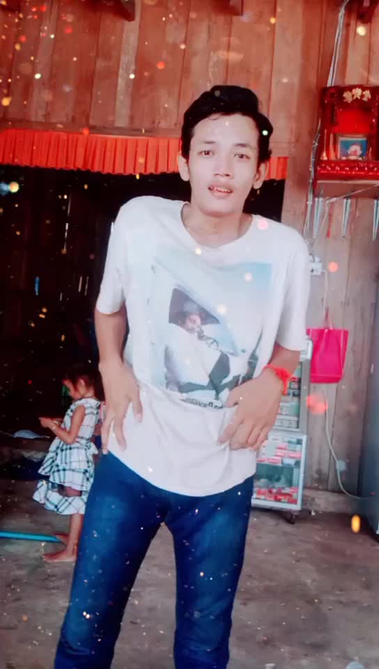 @ប្រូជើញ💖😍
