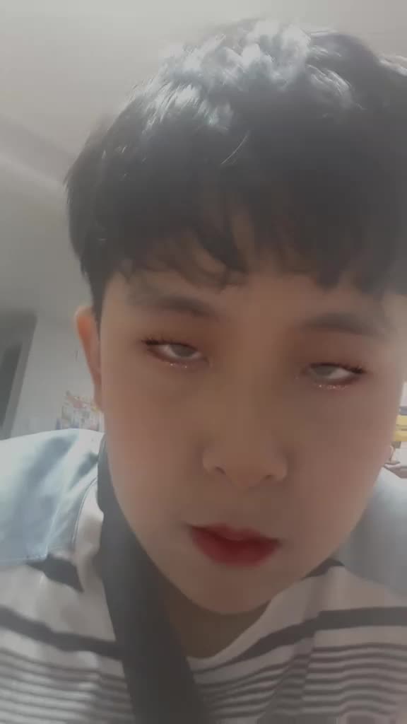 @지호손
