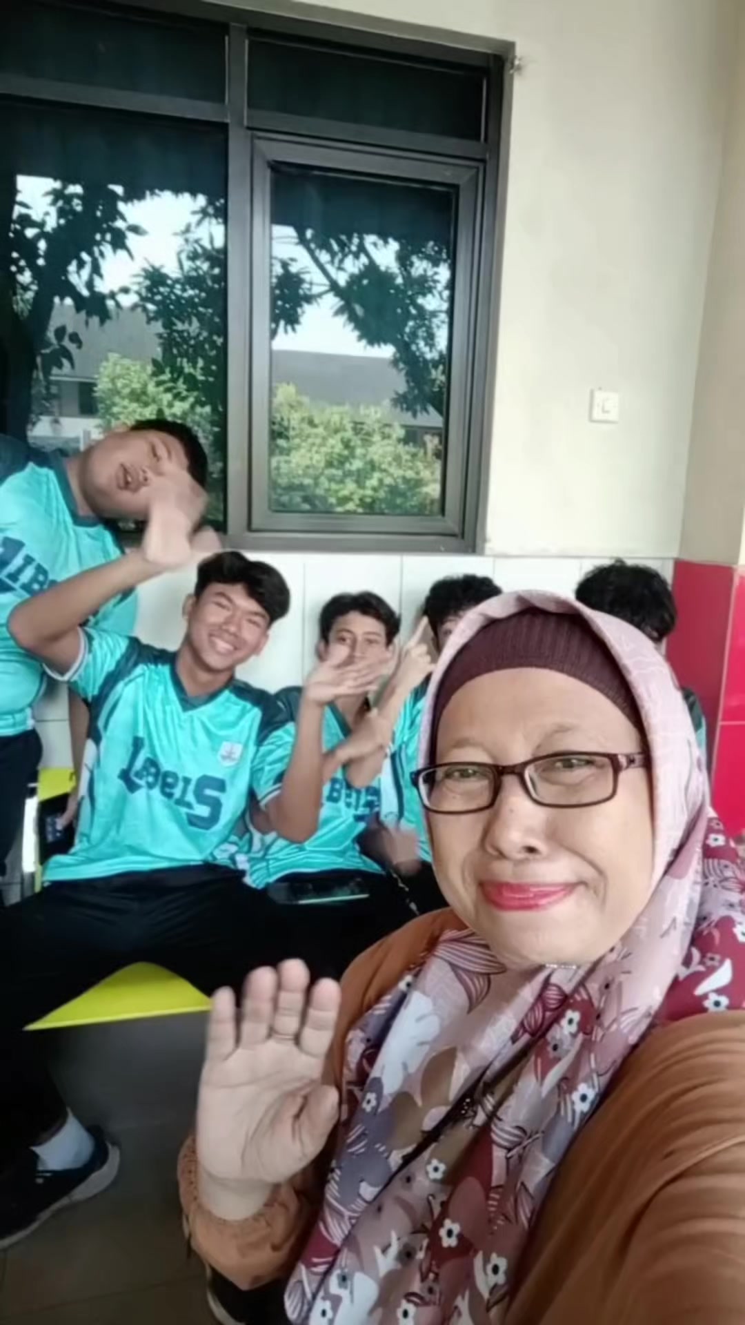 @Indah Aja