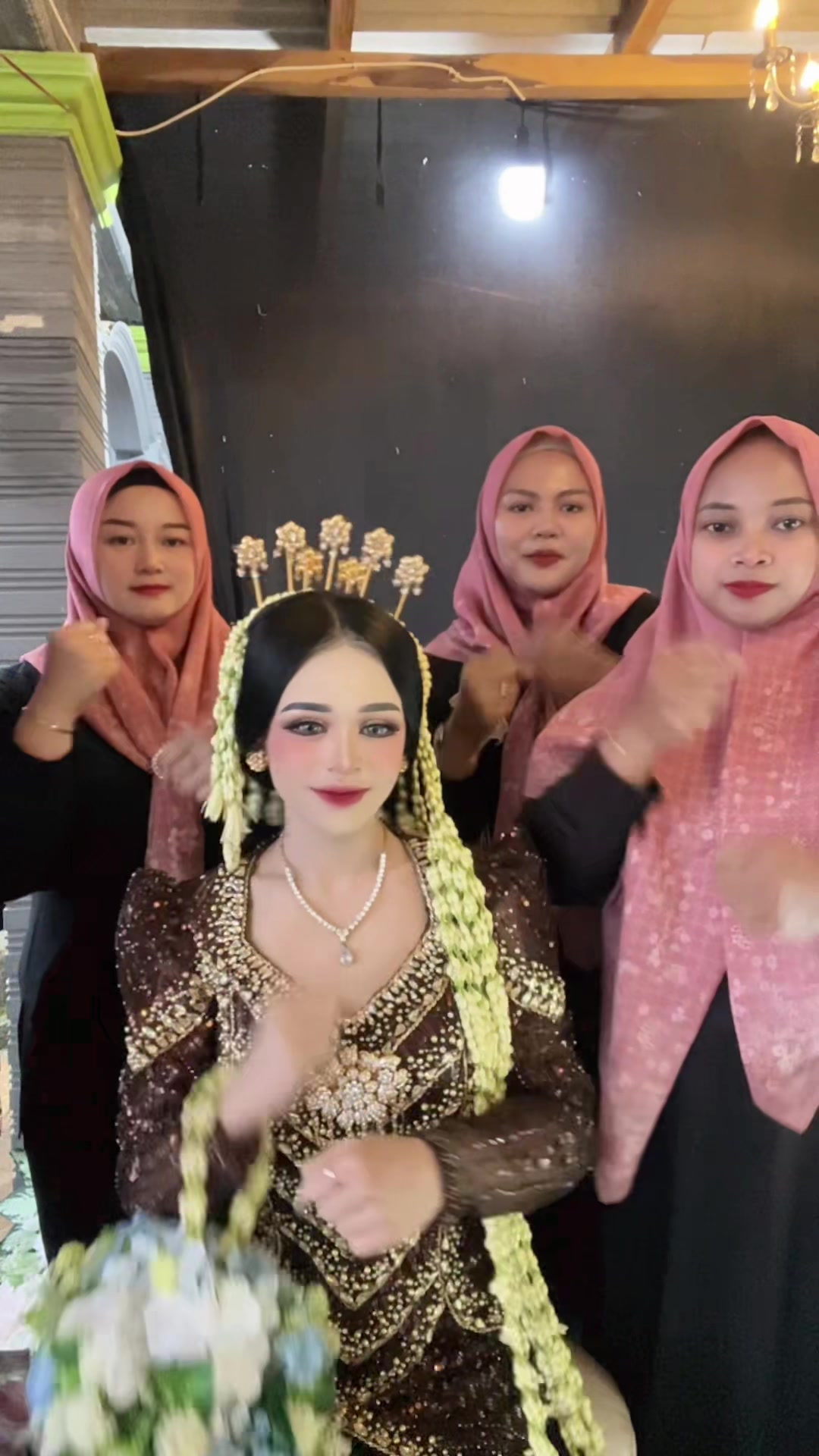 @Zahra Mua