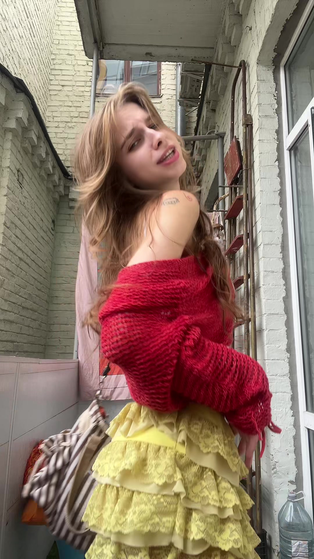 @! lagodushka ://