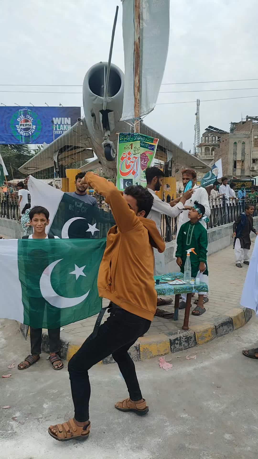 @hellonabeel