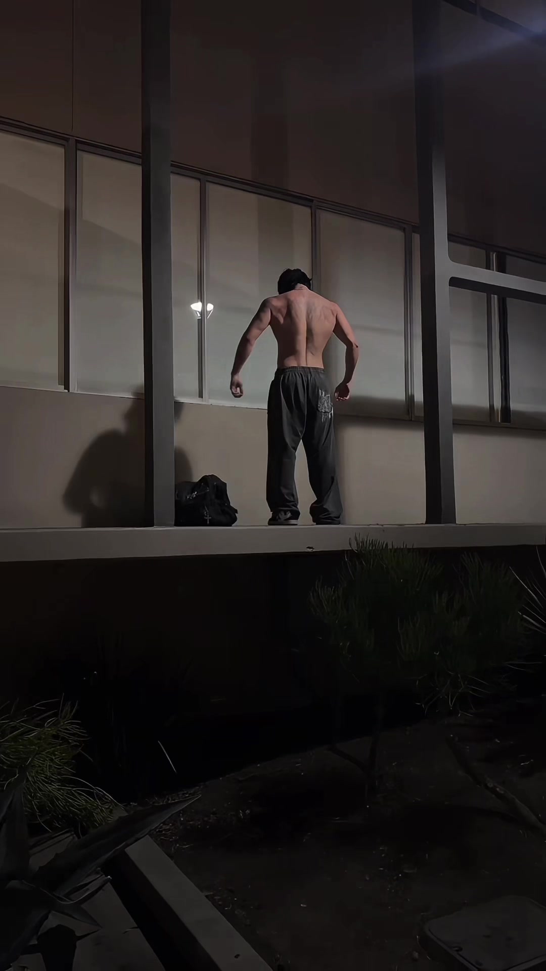 @Noir