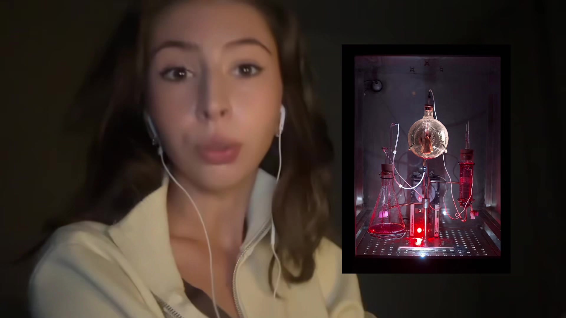 @d.