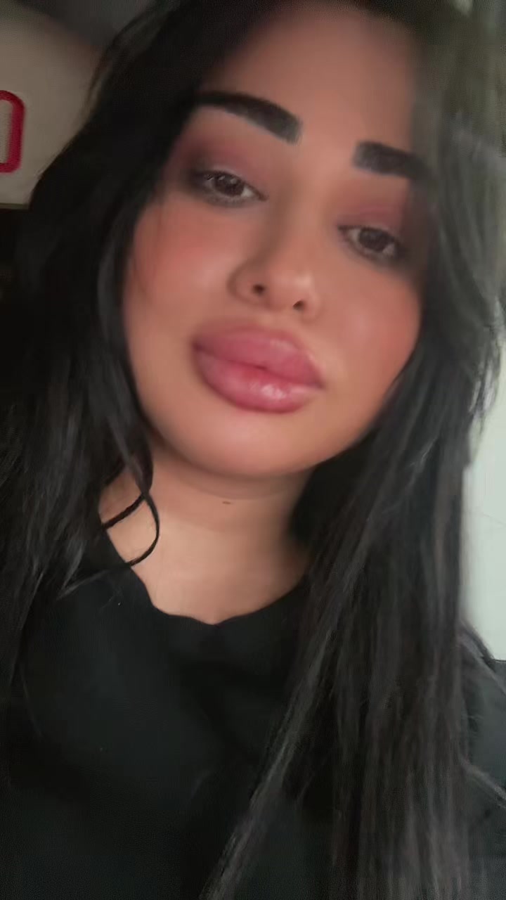 @👑 AYAN👑