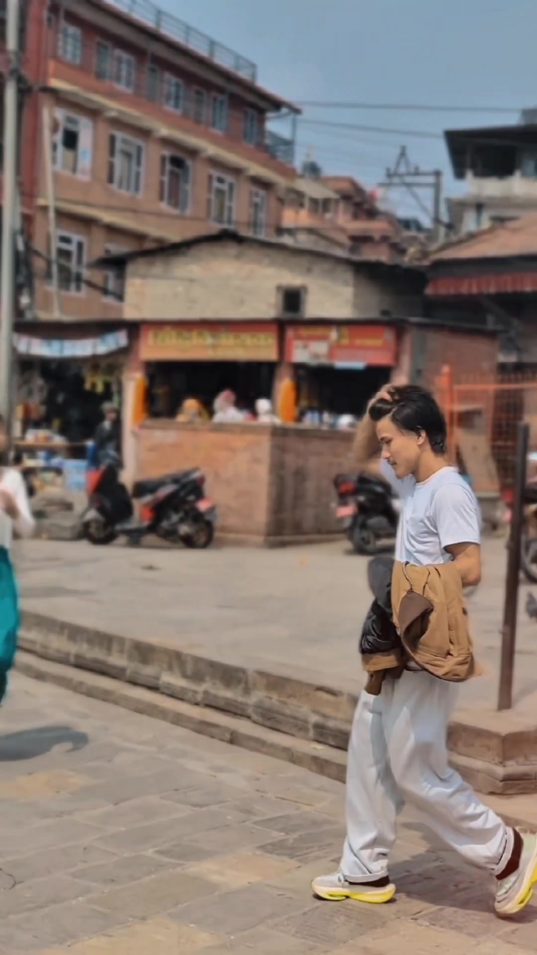 @Radha🕉️
