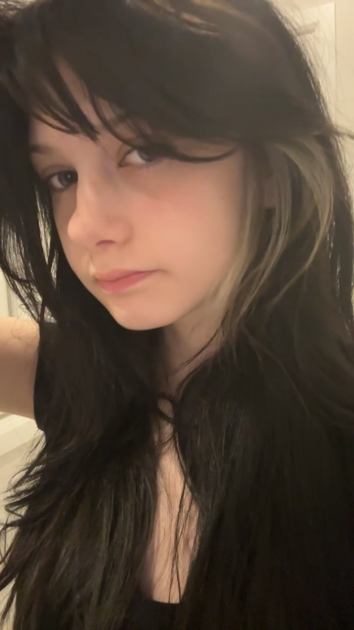 @OLIVIA🦇