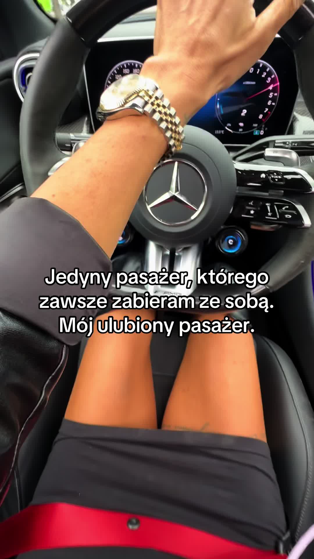 @inom_fit