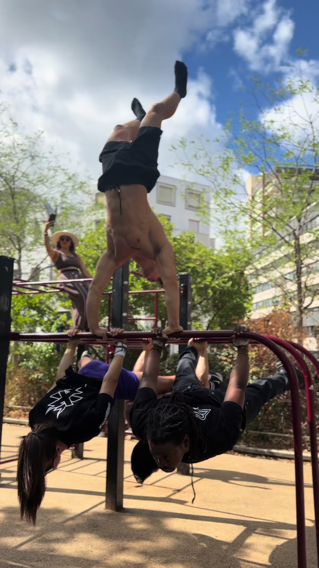 @Baki_calisthenics