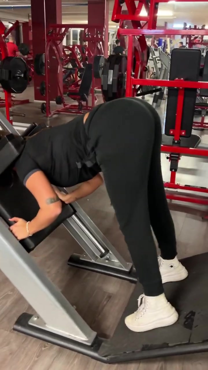 @Bodylikeomid