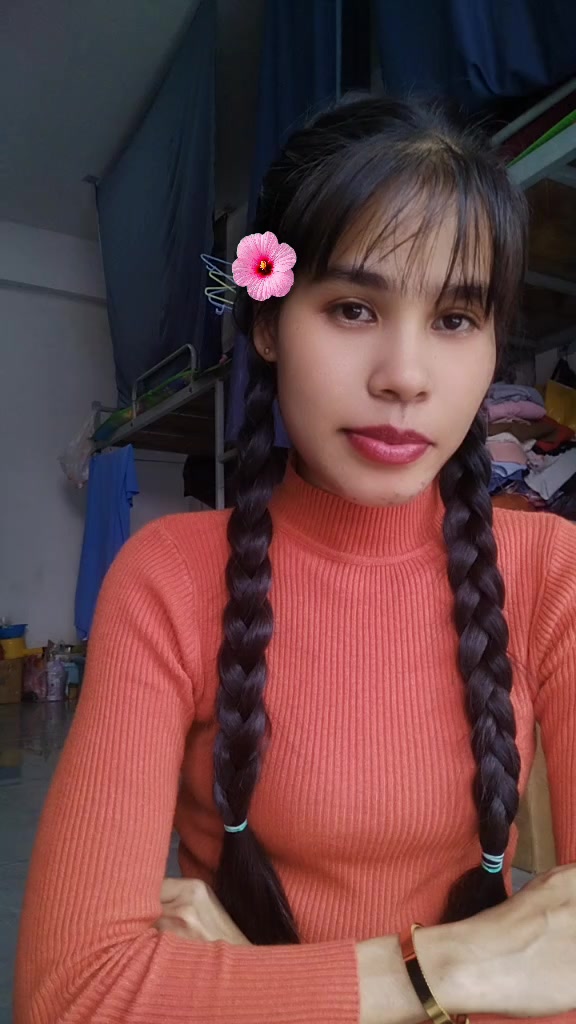 @ရုပ်ဆိုးဆိုးကောင်မလေး