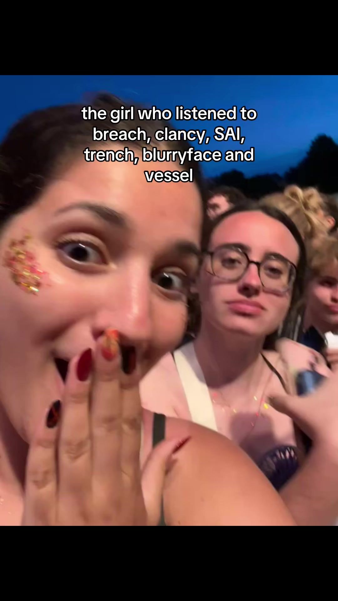 @📖🌷|-/