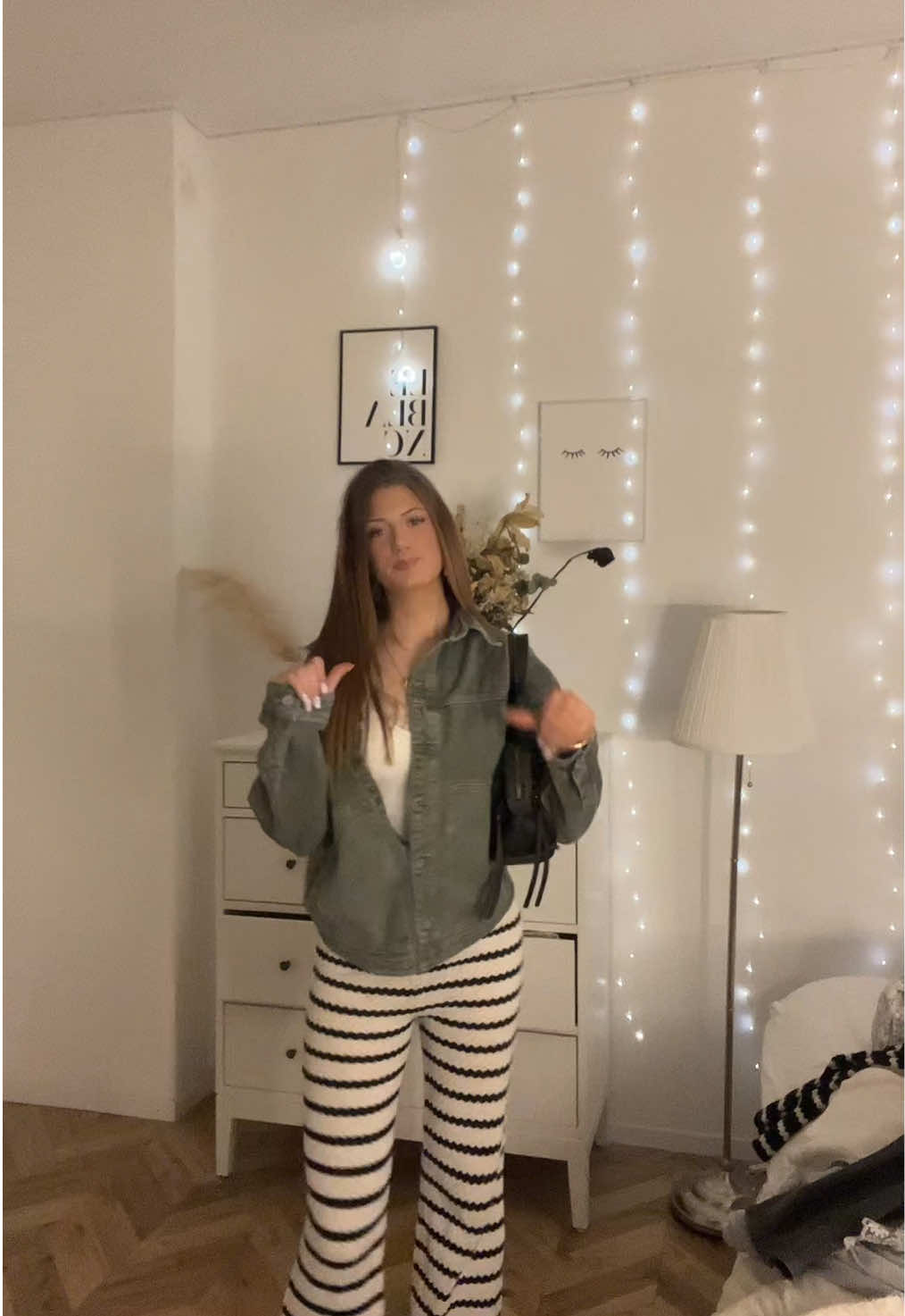 @𝐡𝐞𝐥𝐞𝐧𝐚