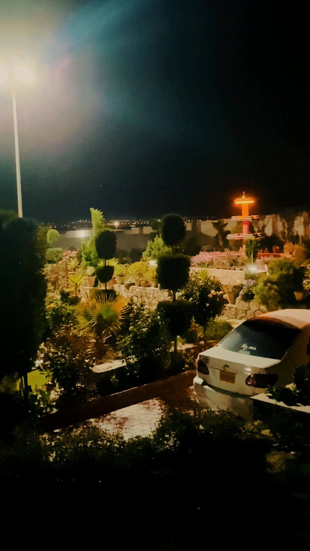 @AGHA JANi