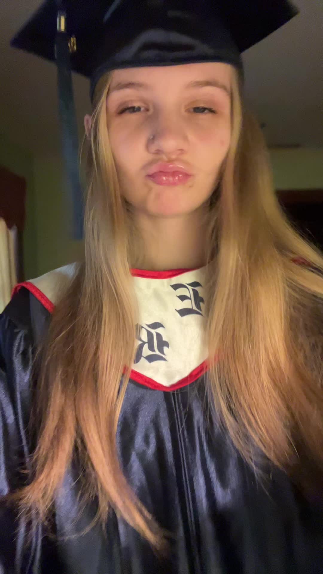 @notzoeypritt8