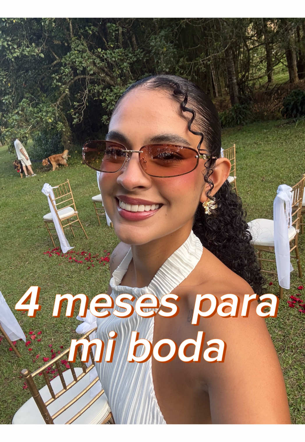 @Karol Moncada