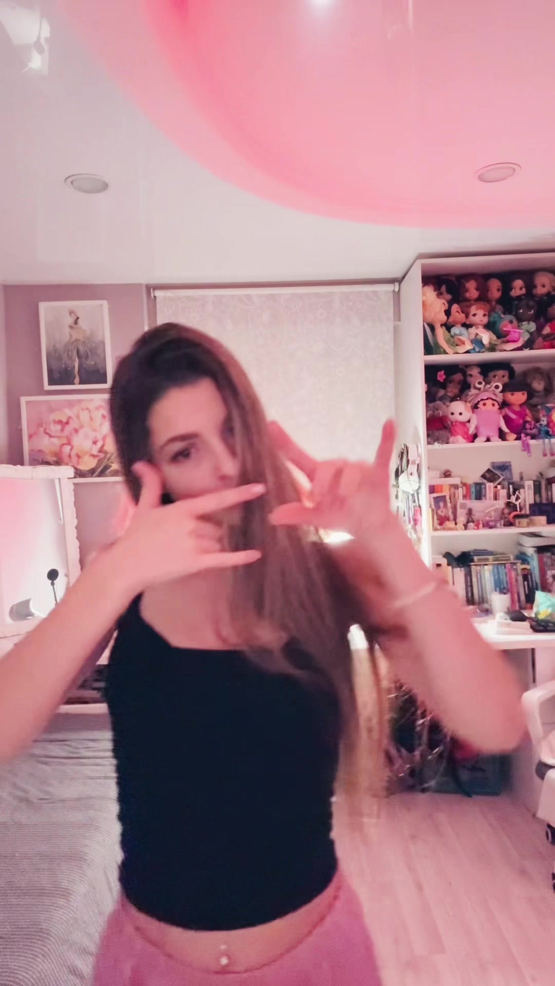 @Угарова