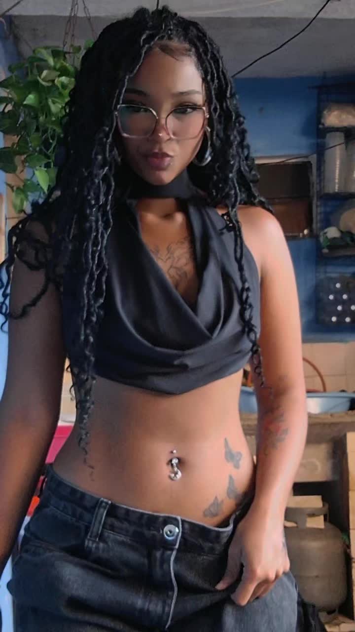 @pretinha