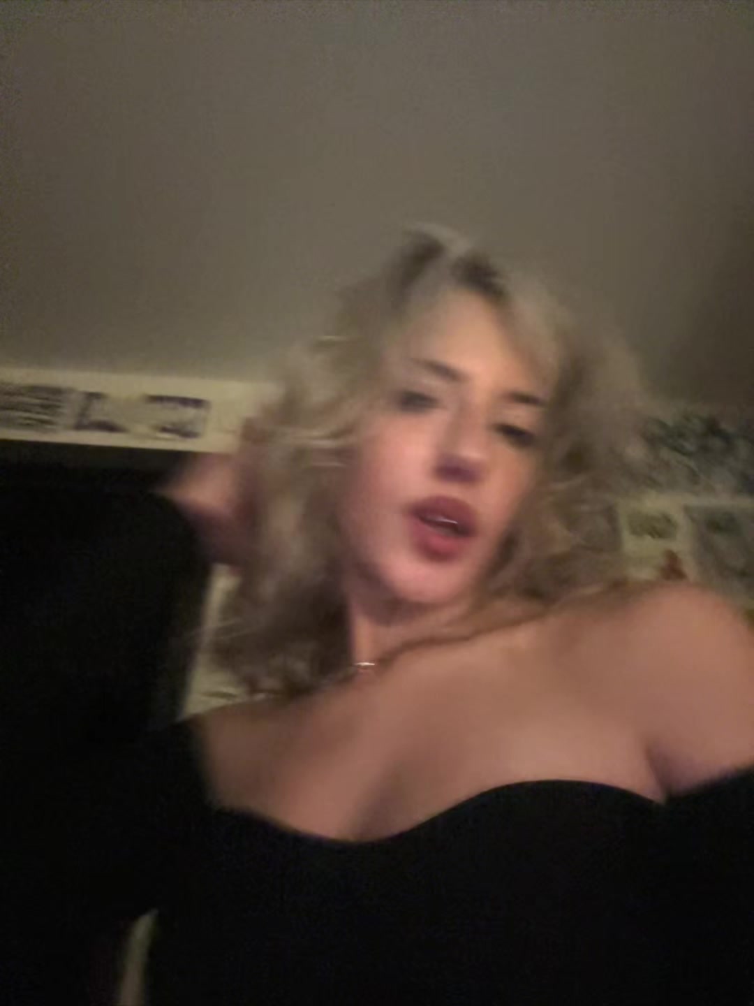 @KOMBOU