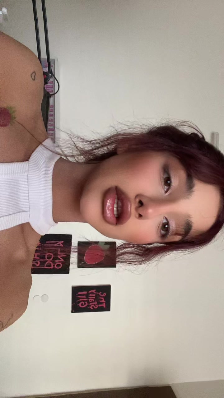 @Mahtabmahroyan