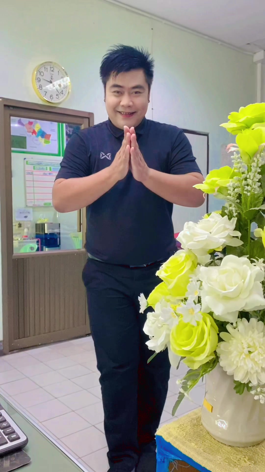 @ชายเล็ก ลูกชายหล้า