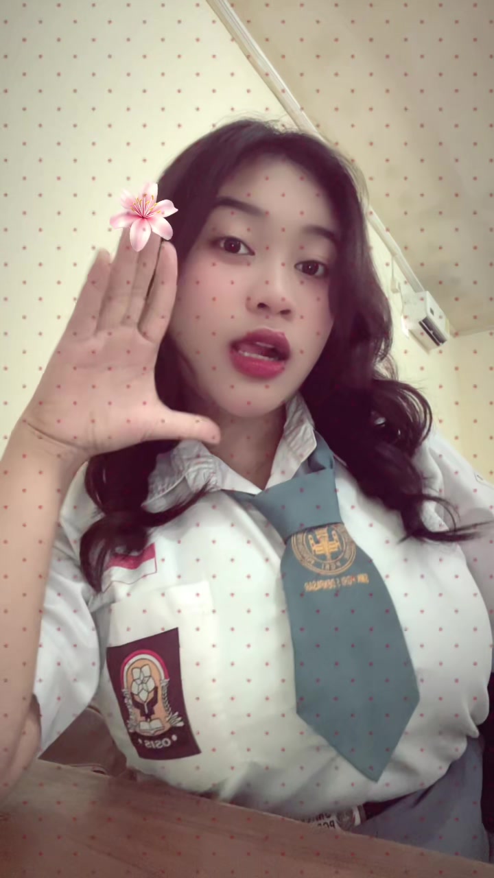 @hii.inirisnaa