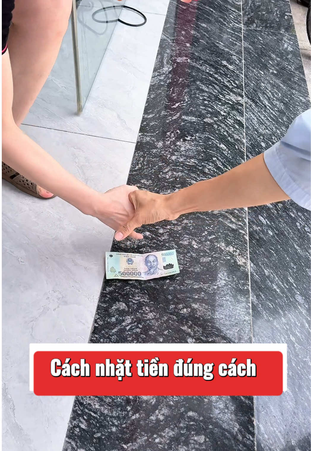 @Shop B&eacute; Tuệ