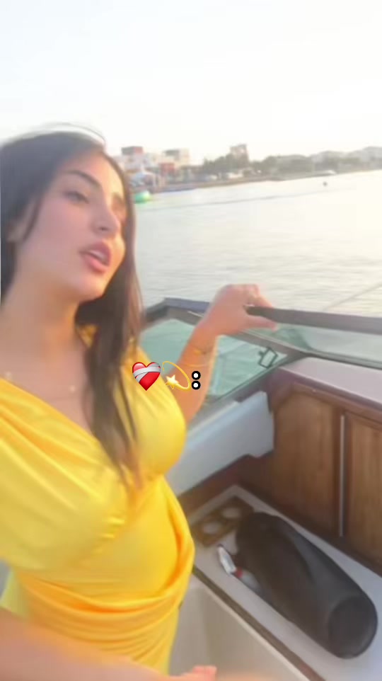 @Hajarita_ess