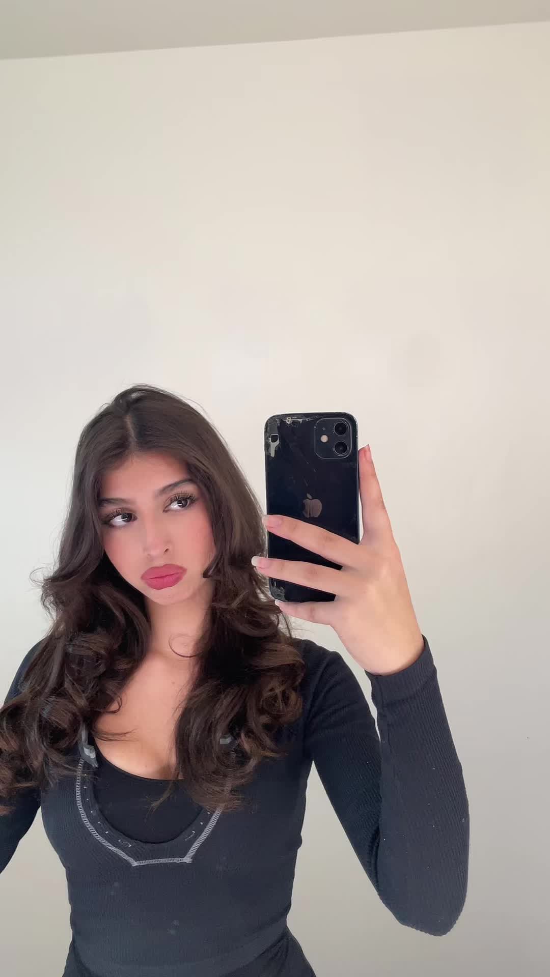 @ℰ༒