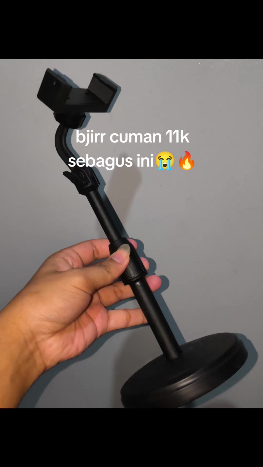 @Pakell