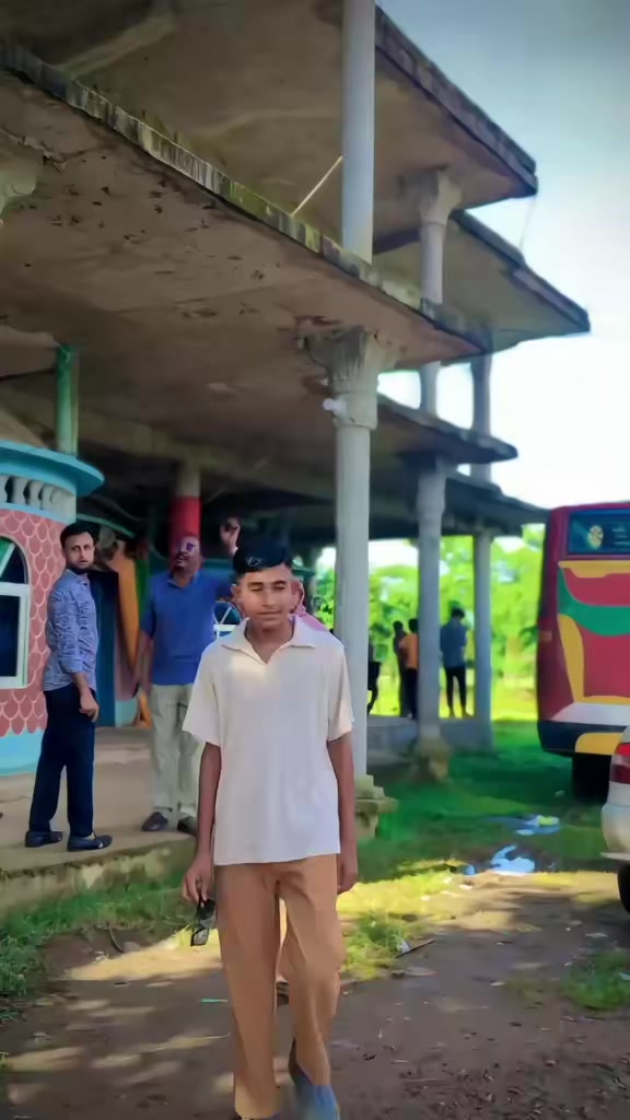 @চিংগাম 🕴️😁
