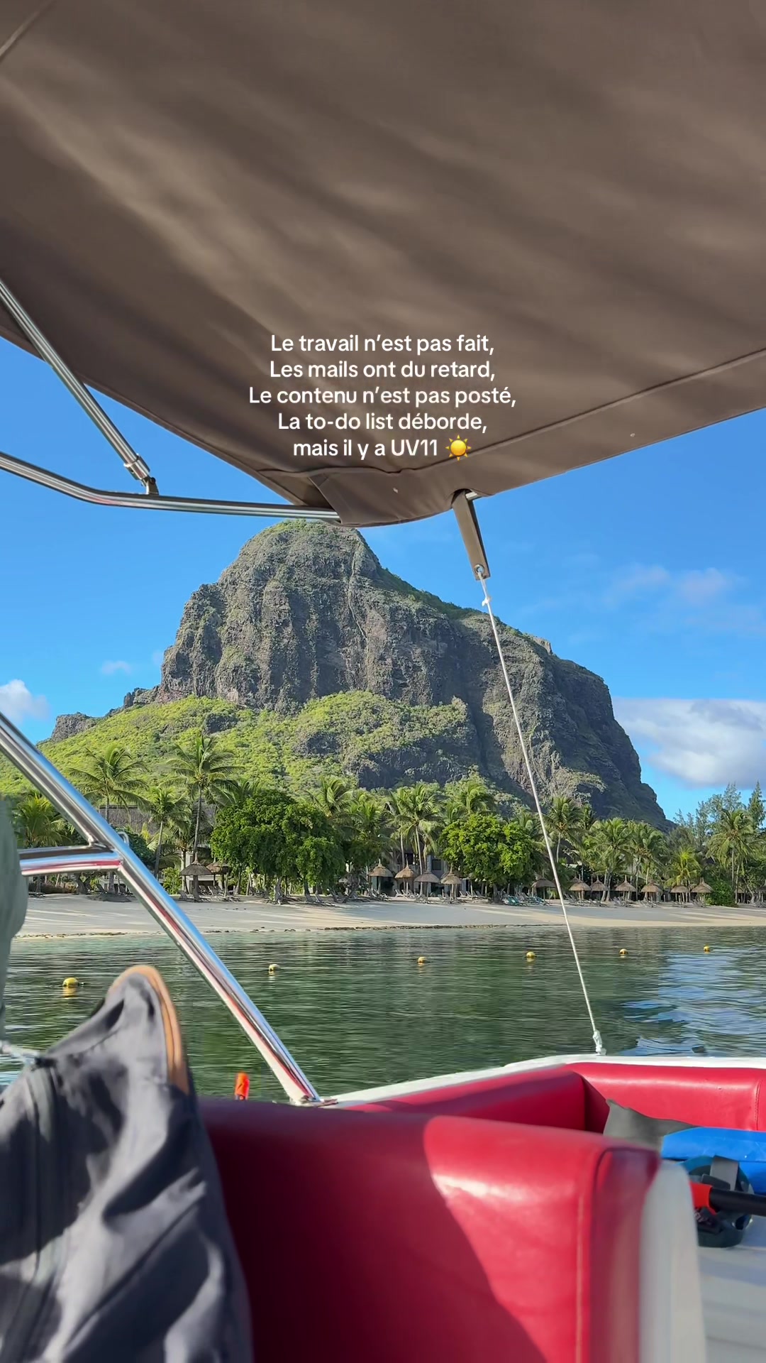 @Ana&iuml;s &agrave; l&rsquo;&Icirc;le Maurice 🧚&zwj;♀️