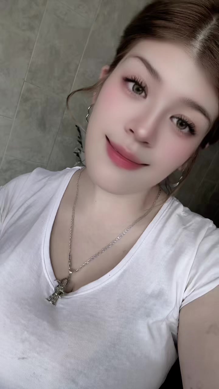 @ViviGlow🍒