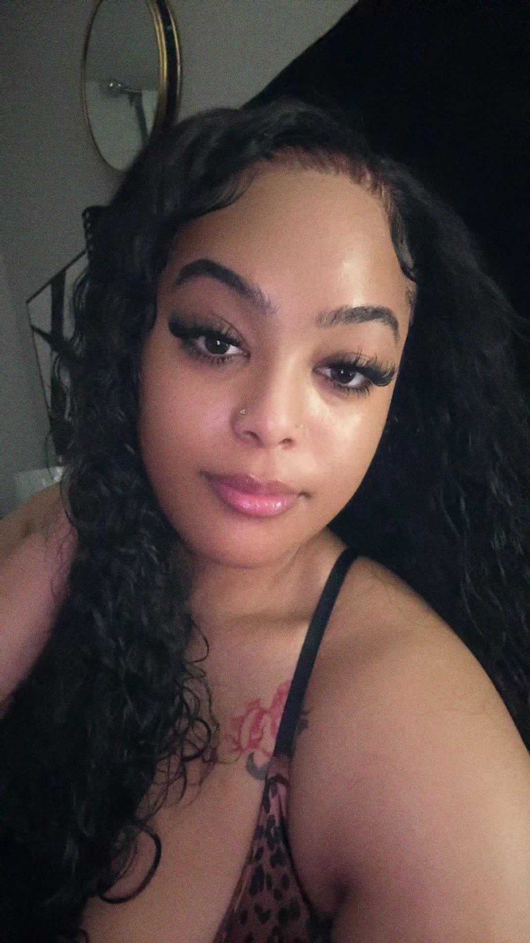 @lovelyjadore
