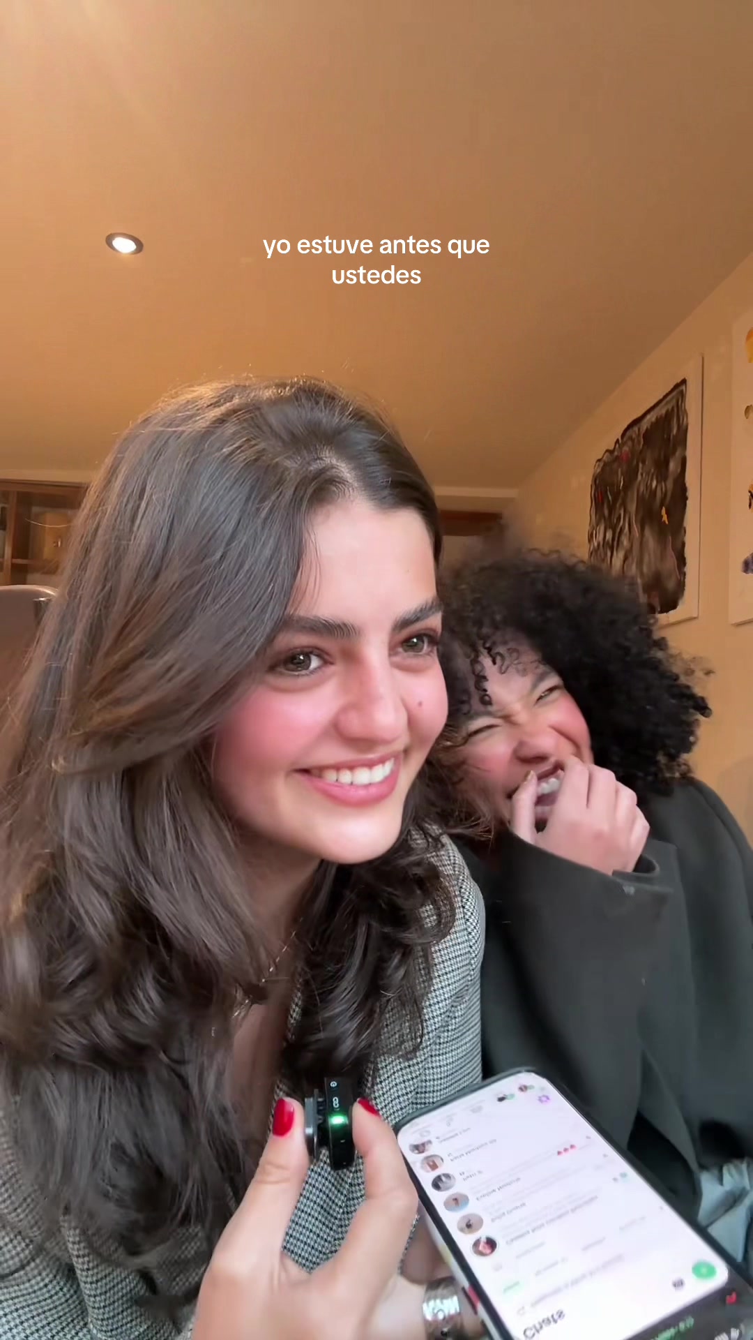 @Ana 👩🏻 y Virginia 👩🏾&zwj;🦱