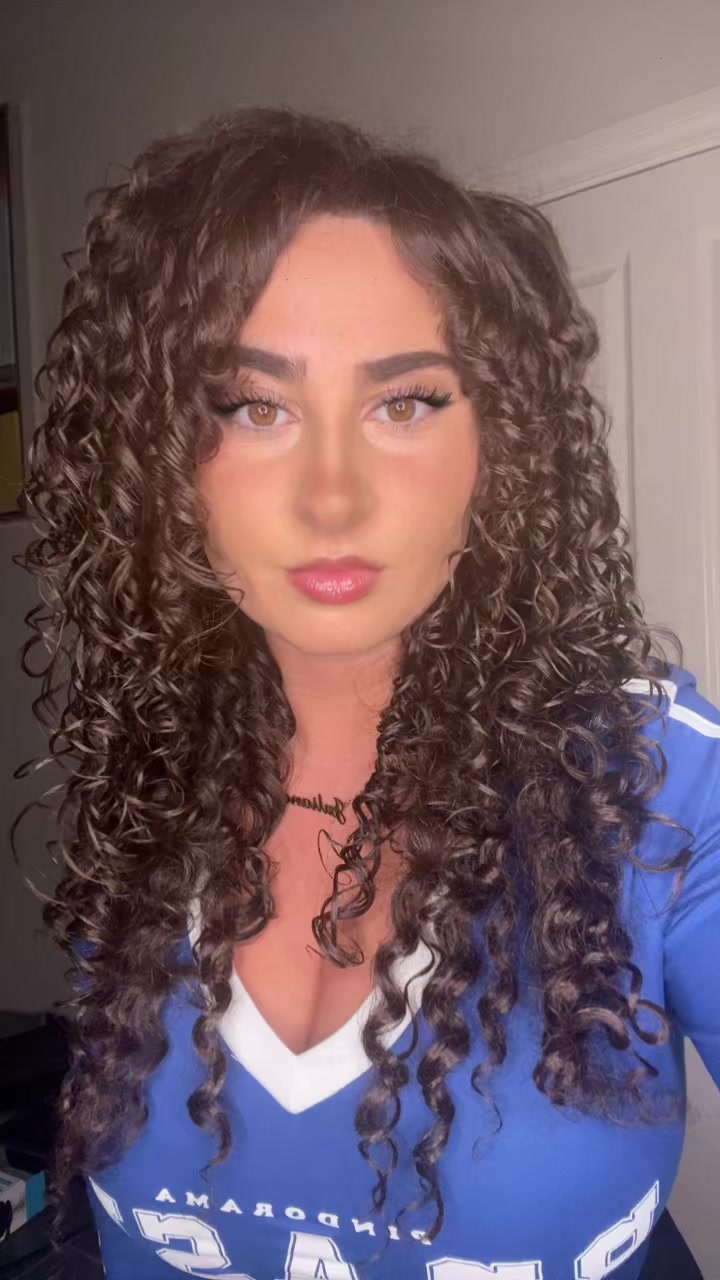 @Juliana Demirel
