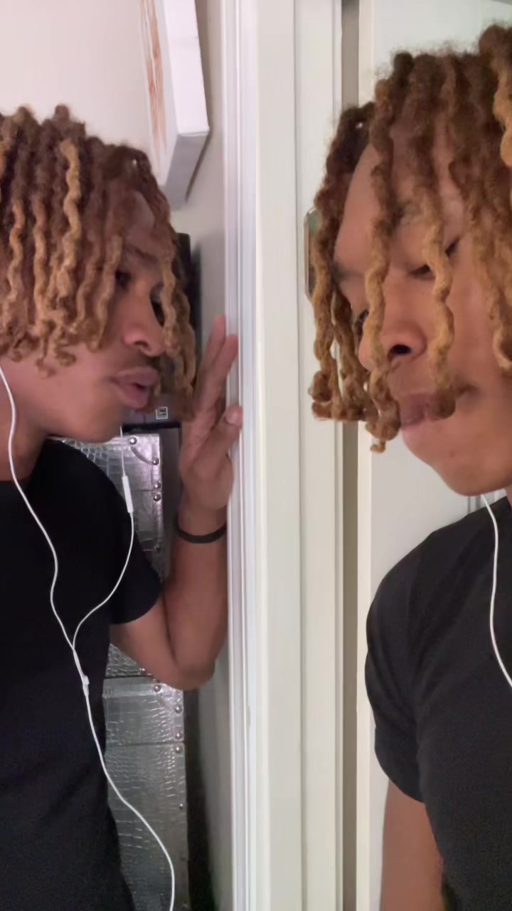 @theebubbleboi