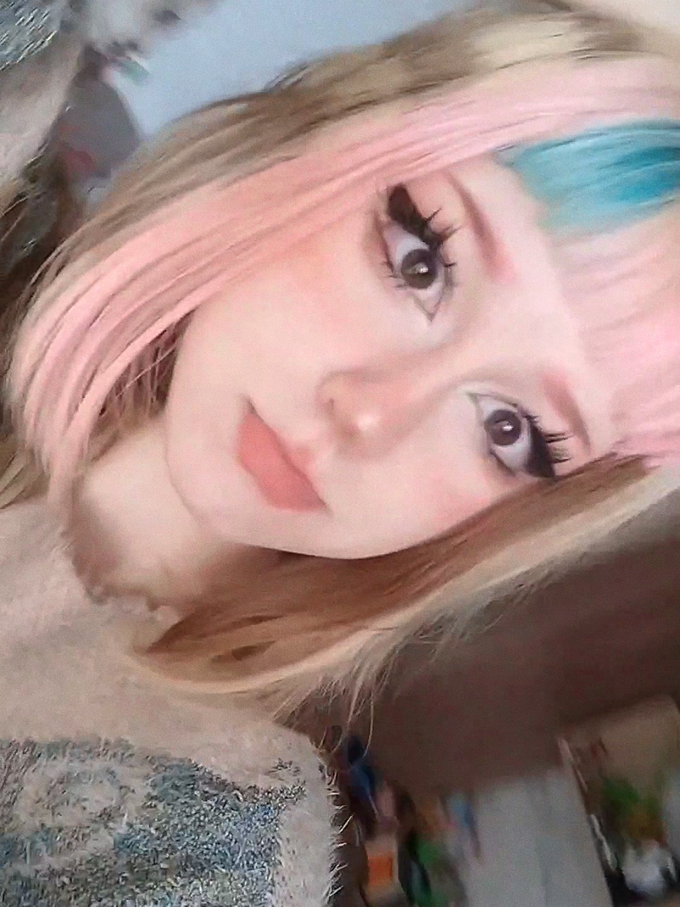 @𝓜𝓪𝓷𝓭𝓻𝓲𝓼♡