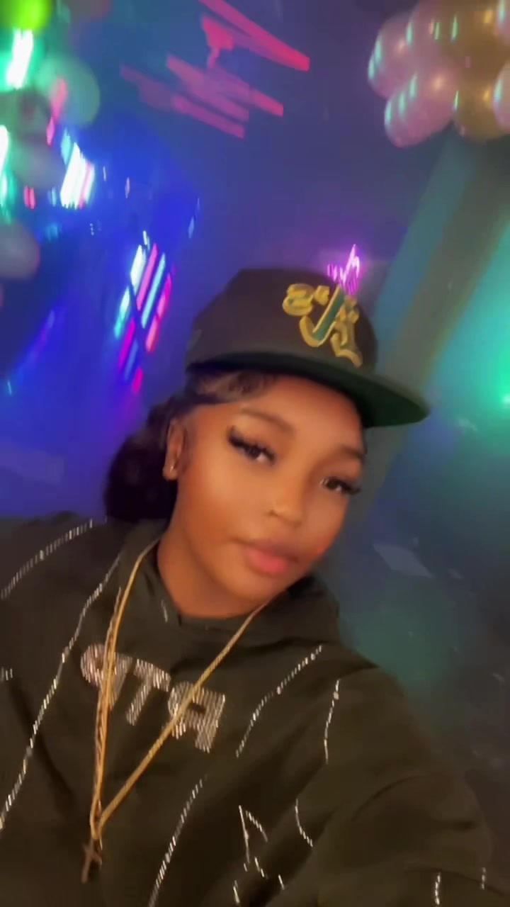 @Ricky 🖤