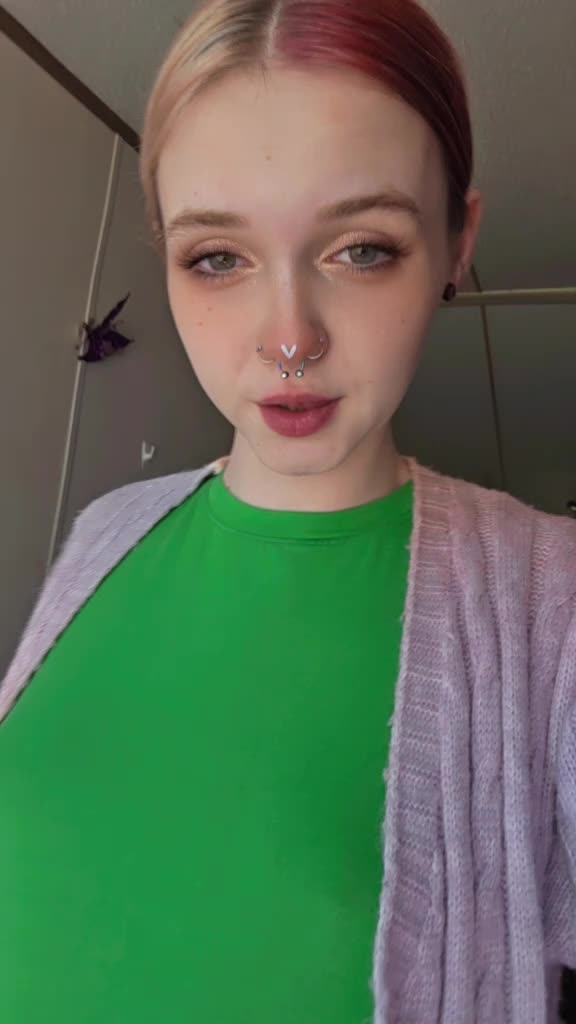 @Carebear🦋🍃